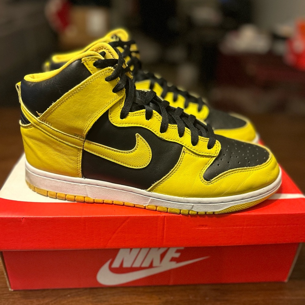 Nike Dunk Hi SP “Iowa”